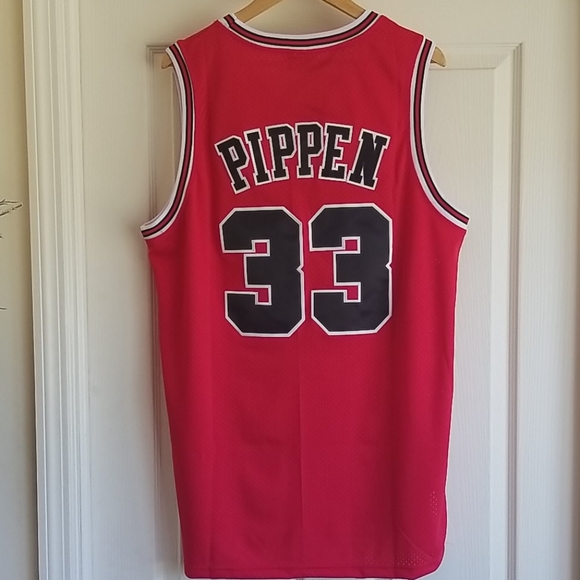 SCOTTIE PIPPEN CHICAGO BULLS RED THROWBACK JERSEY - Picture 4 of 4